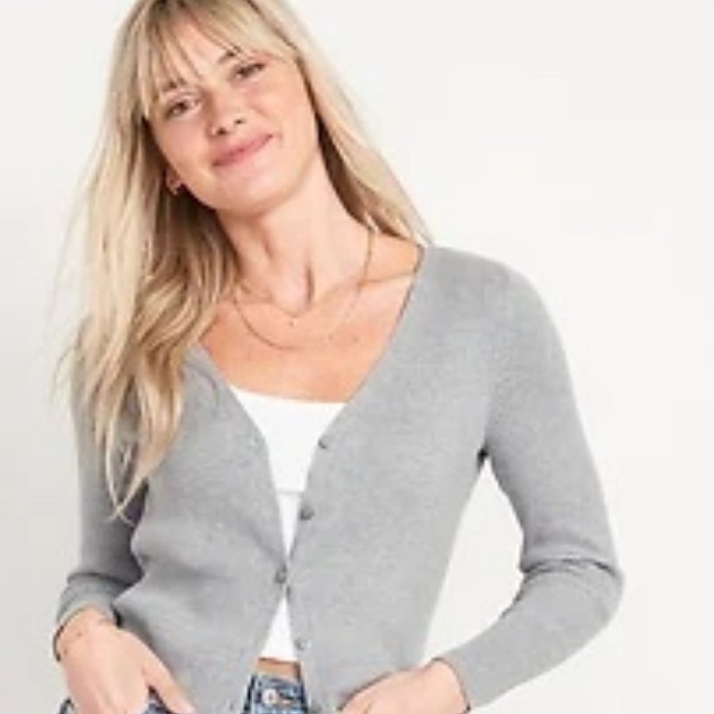 Old Navy cropped and ribbed grey cardigan